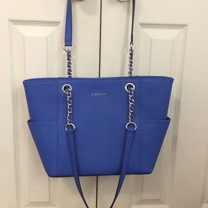 BOLD Calvin Klein Leather Purse